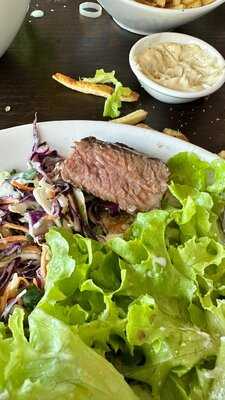 Blackbird Bar And Grill