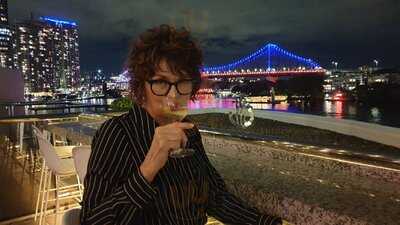 Blackbird Bar And Grill