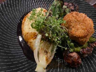 The Walnut Restaurant & Lounge Bar