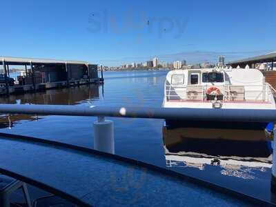 Riverside Cafe, Bar & Restaurant