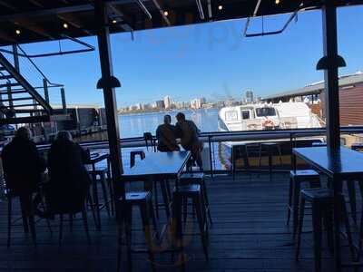 Riverside Cafe, Bar & Restaurant