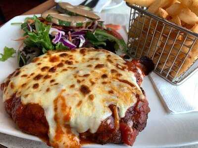 The Karalee On Preston