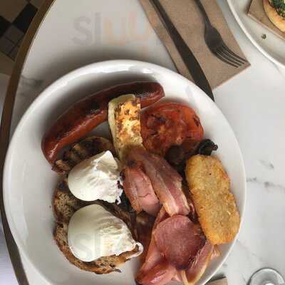 The Como Grill - The Historic Como Hotel Restaurant