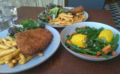 The Como Grill - The Historic Como Hotel Restaurant