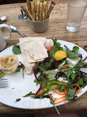 The Three Monkeys Coffee & Teahouse