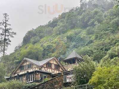 Utopia At Waterfall Gully