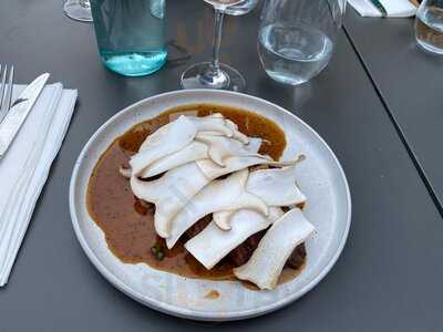 C'est Bon Restaurant