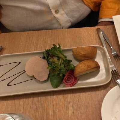 C'est Bon Restaurant