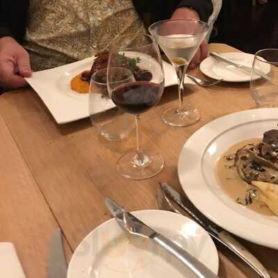 C'est Bon Restaurant