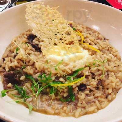 Six Acres Restaurant