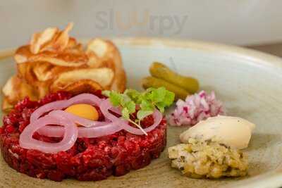 Six Acres Restaurant