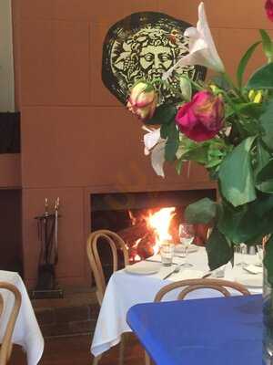 George's Greek Tavern