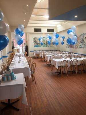 George's Greek Tavern