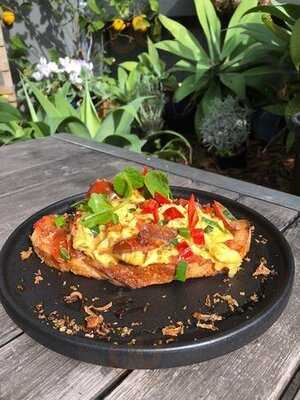 The Seasonal Kitchen