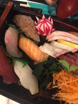 Reef Seafood And Sushi Brisbane