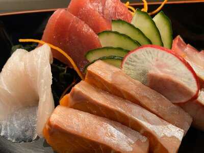 Reef Seafood And Sushi Brisbane