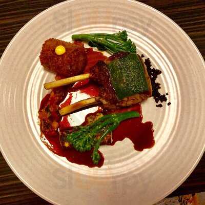 Heirloom Restaurant & Bar