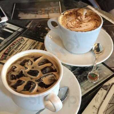 Birdy's Refreshments & Espresso