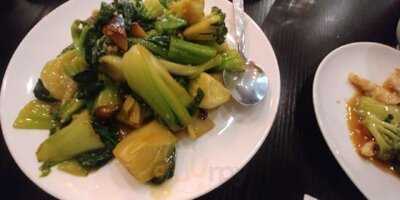 Golden Treasure Restaurant