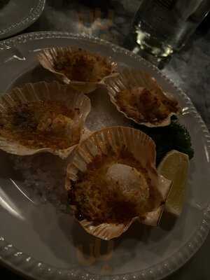 Walters Steakhouse And Wine Bar