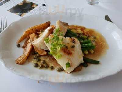 Lutece Bistro & Wine Bar