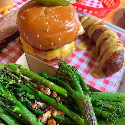 Old Faithful Bar & Bbq