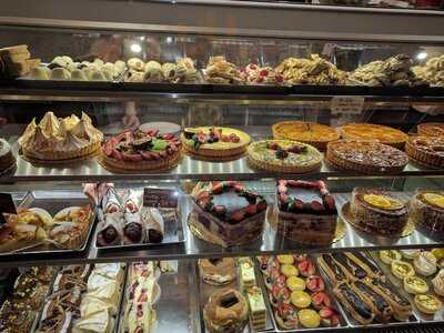 Fleischer Continental Cakes