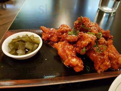 The Apple Daily Bar & Eating House