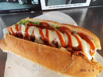 Harry's Cafe De Wheels - Newcastle