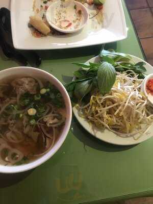 Adelaide Pho