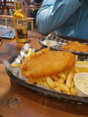 Clancys Fish Bar City Beach