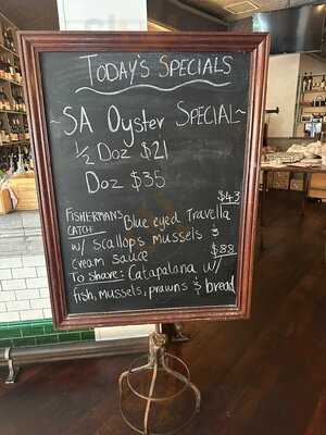 Mayfair Lane Pub & Dining Room