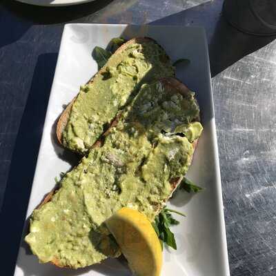 Lexie's On The Beach