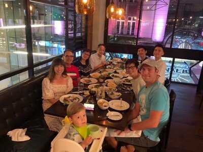 Lennons Restaurant & Bar