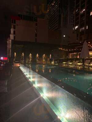 Lennons Restaurant & Bar