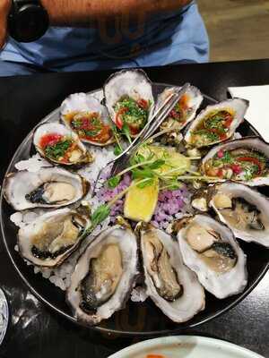 Oyster Bar Elizabeth Quay