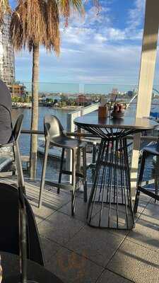 Oyster Bar Elizabeth Quay
