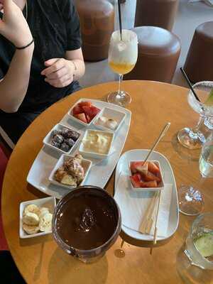 Cowch Dessert Cocktail Bar