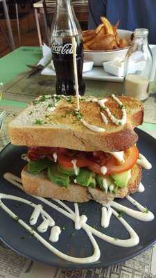 Chrome Coffee Lounge