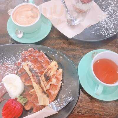 Cooper's Cafe & Bakery