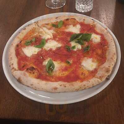 Pizza E Mozzarella Bar