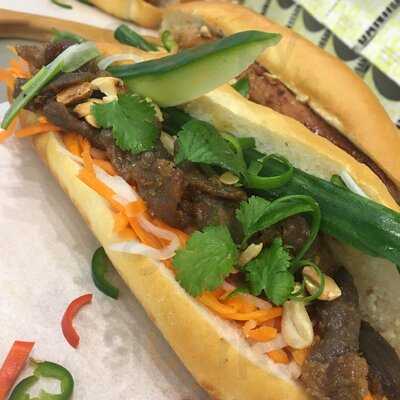 Mr & Mrs Banh Mi