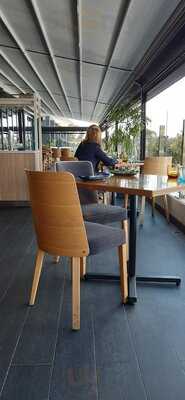 The Point Bar & Grill