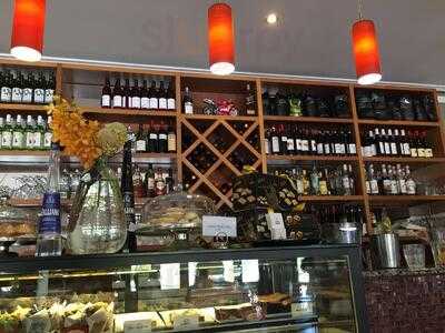 Tiamo Cafe Restaurant