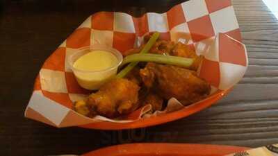 Royal's Chicken And Burgers