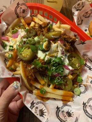 Royal's Chicken And Burgers