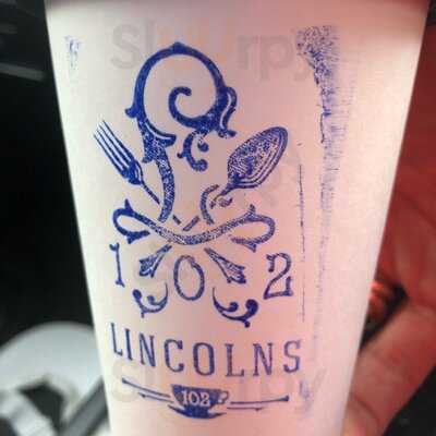 Lincoln's 102 Cafe