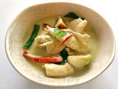 Union Tree Thai Restaurant & Cafe