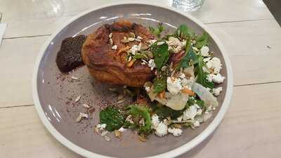 Handsome And The Duchess