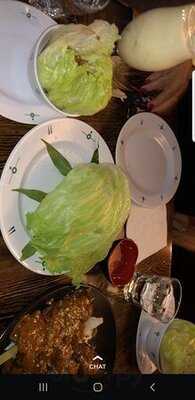 Tho-tho Bar & Restaurant